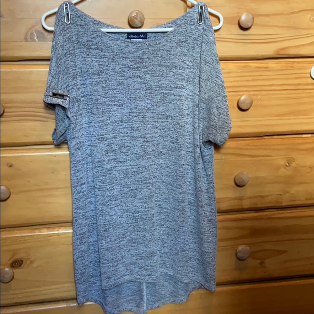 Dressy tee